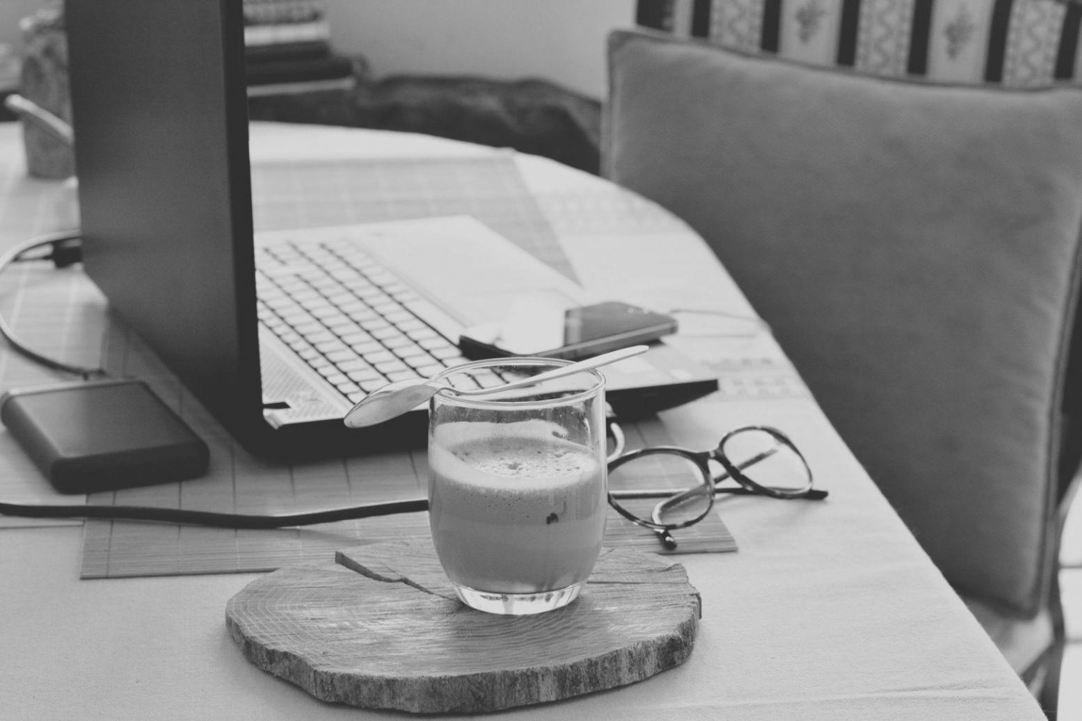 Finansal eğitim materyalleri ve hesap makinesi